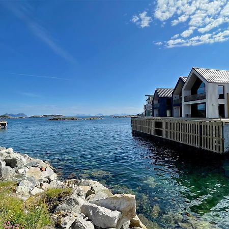 Lofoten Bryggeleiligheter Henningsvær Buitenkant foto